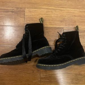 Dr marten velvet boots - size 7